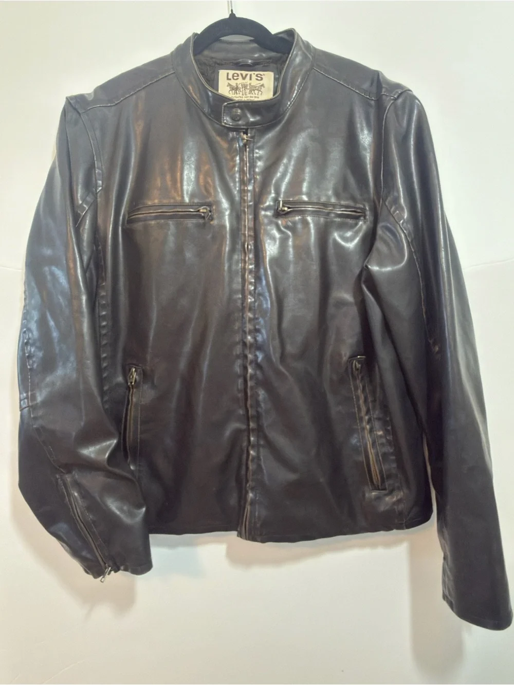 Vintage Levi's Men's Black Leather Jacket Faux Sherpa Lining Large pre-owned